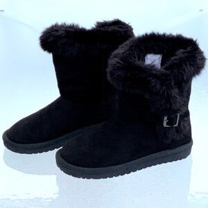 The Children's Place Black Faux Fur Faux Suede Chalet Buckle Boots Youth Girls 2